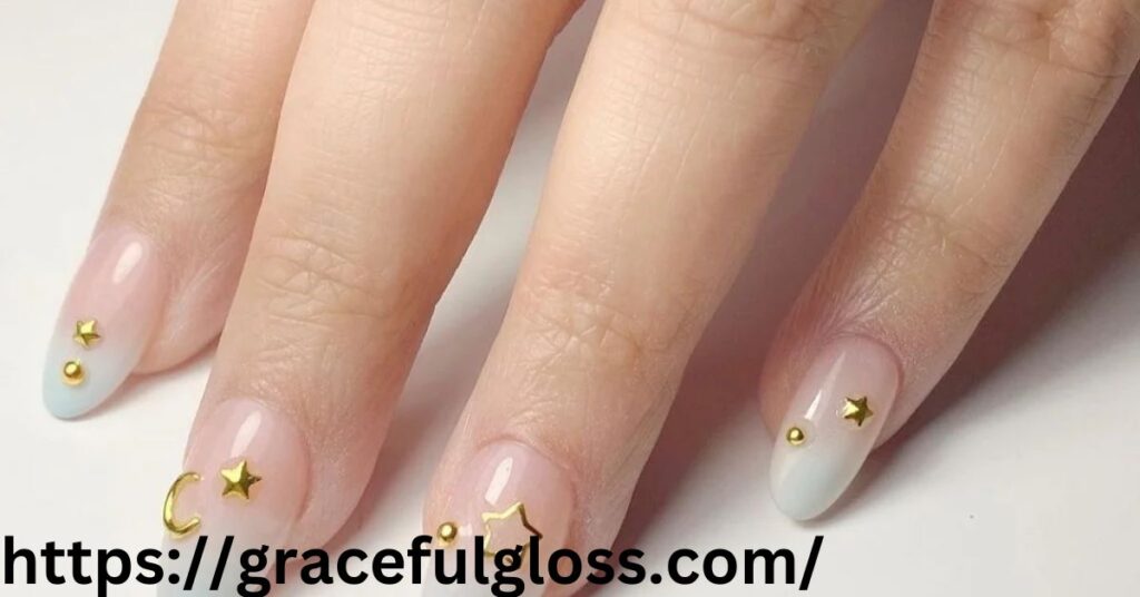 Gold Stars Nail Art29 classy winter nails for a stunning holiday look