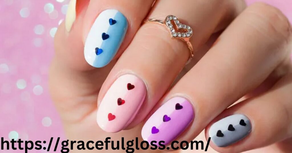 Mini-Heart Nail Art