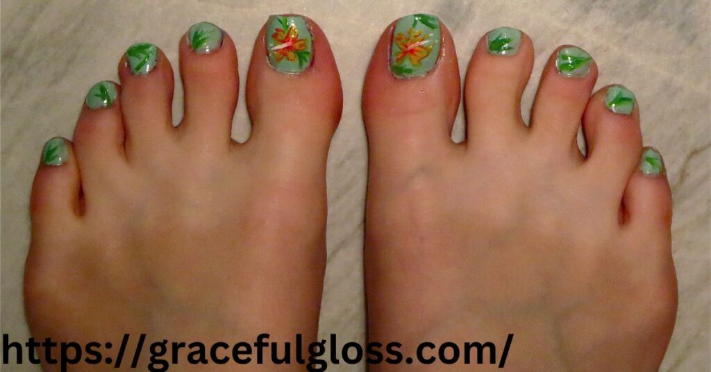  Hawaii Vibes on Toenails